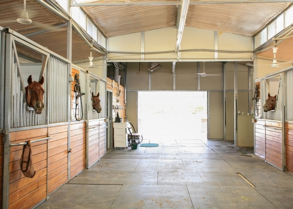 Working ranch has air-conditioned barn — PHOTOS | Las ...