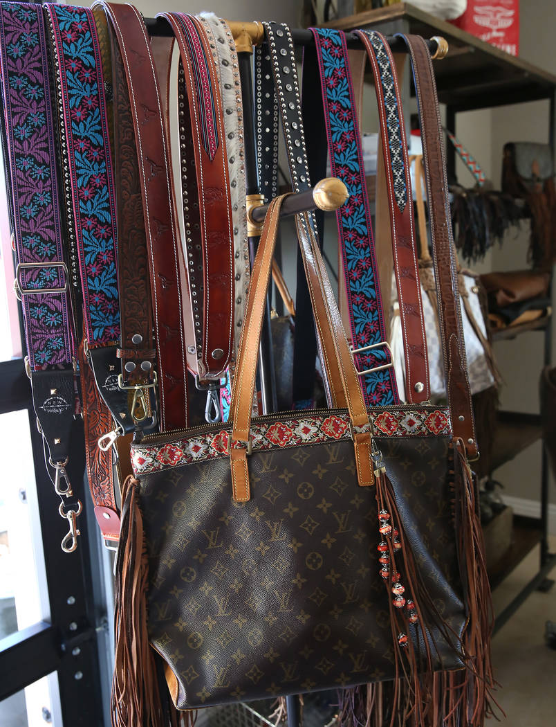 Louis Vuitton Handbags for sale in Las Vegas, Nevada