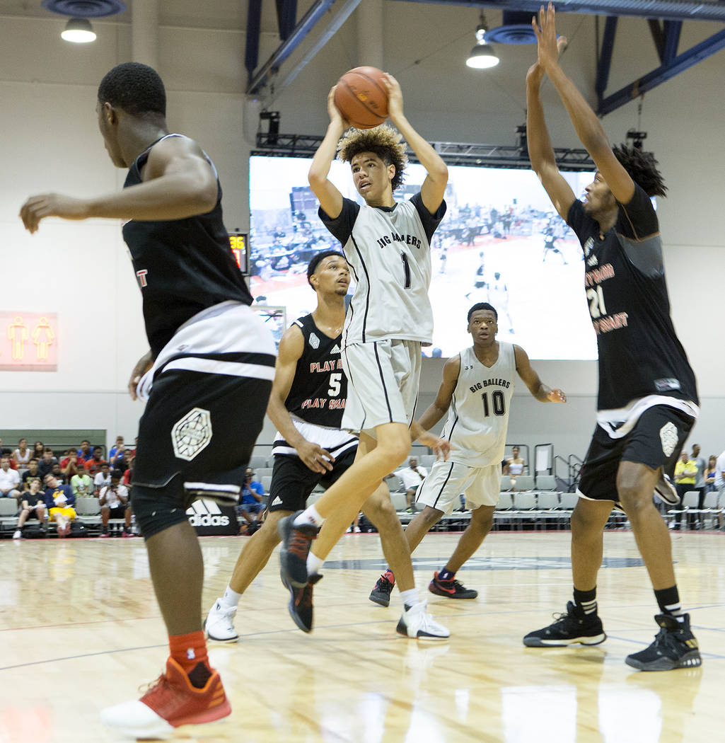 80,000 People Watched an AAU Basketball Game With LaMelo Ball on