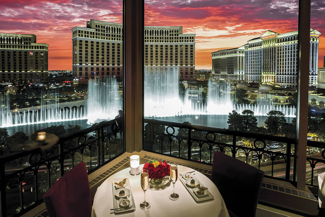 Las Vegas restaurants with spectacular views, Food