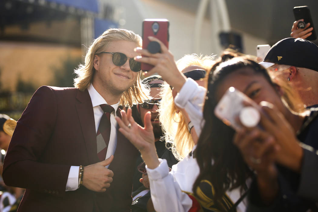 William Karlsson's new haircut (updated October 2023)