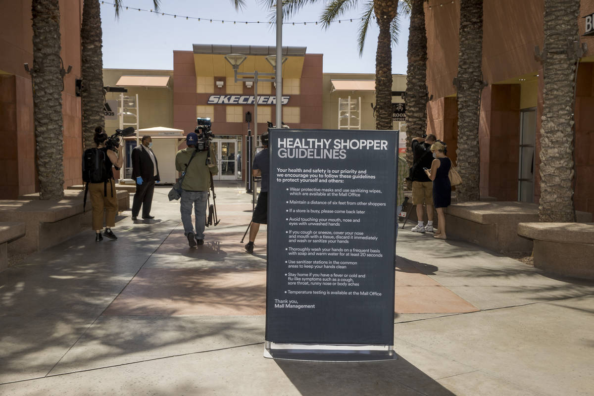 Las Vegas Premium Outlets North opens with new safety measures