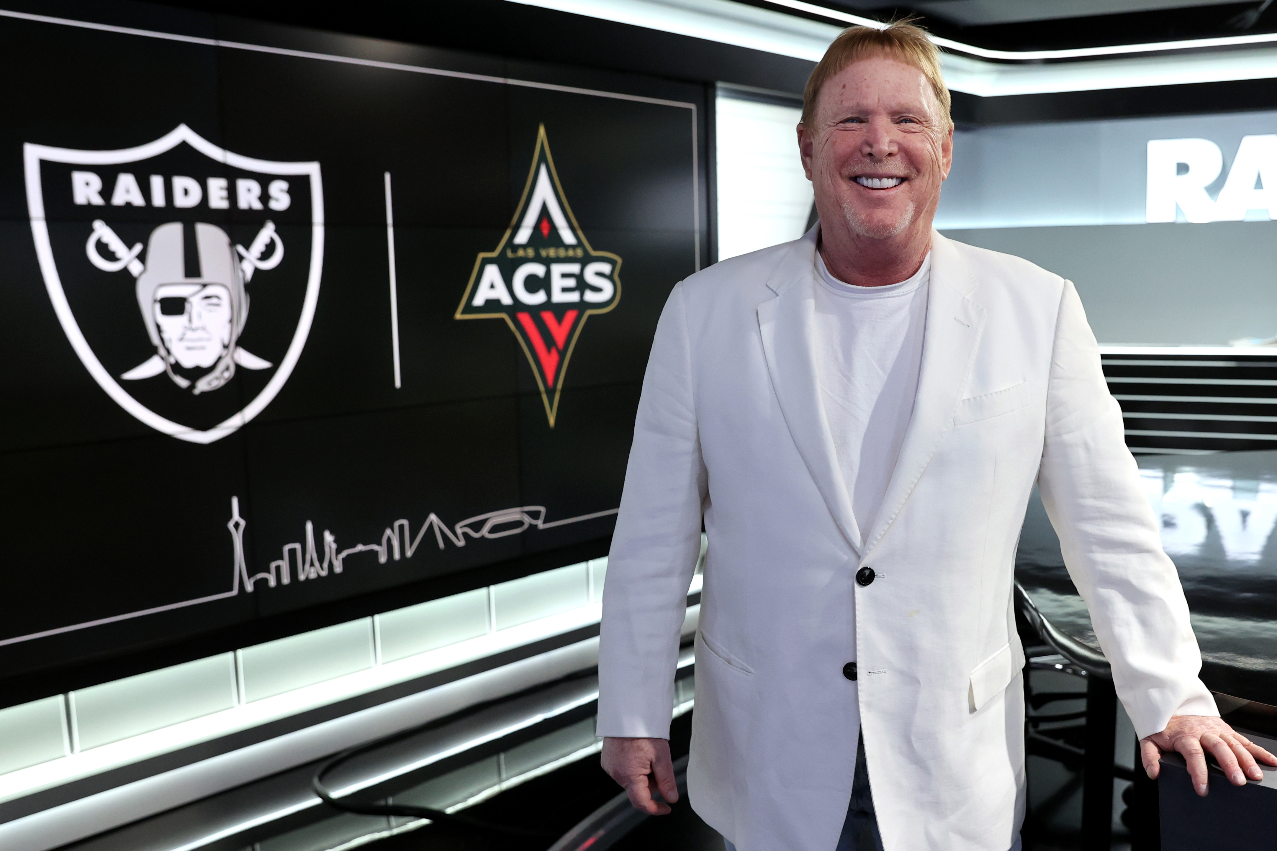 Raiders, Las Vegas Aces owner Mark Davis makes his mark, Ed Graney, Sports