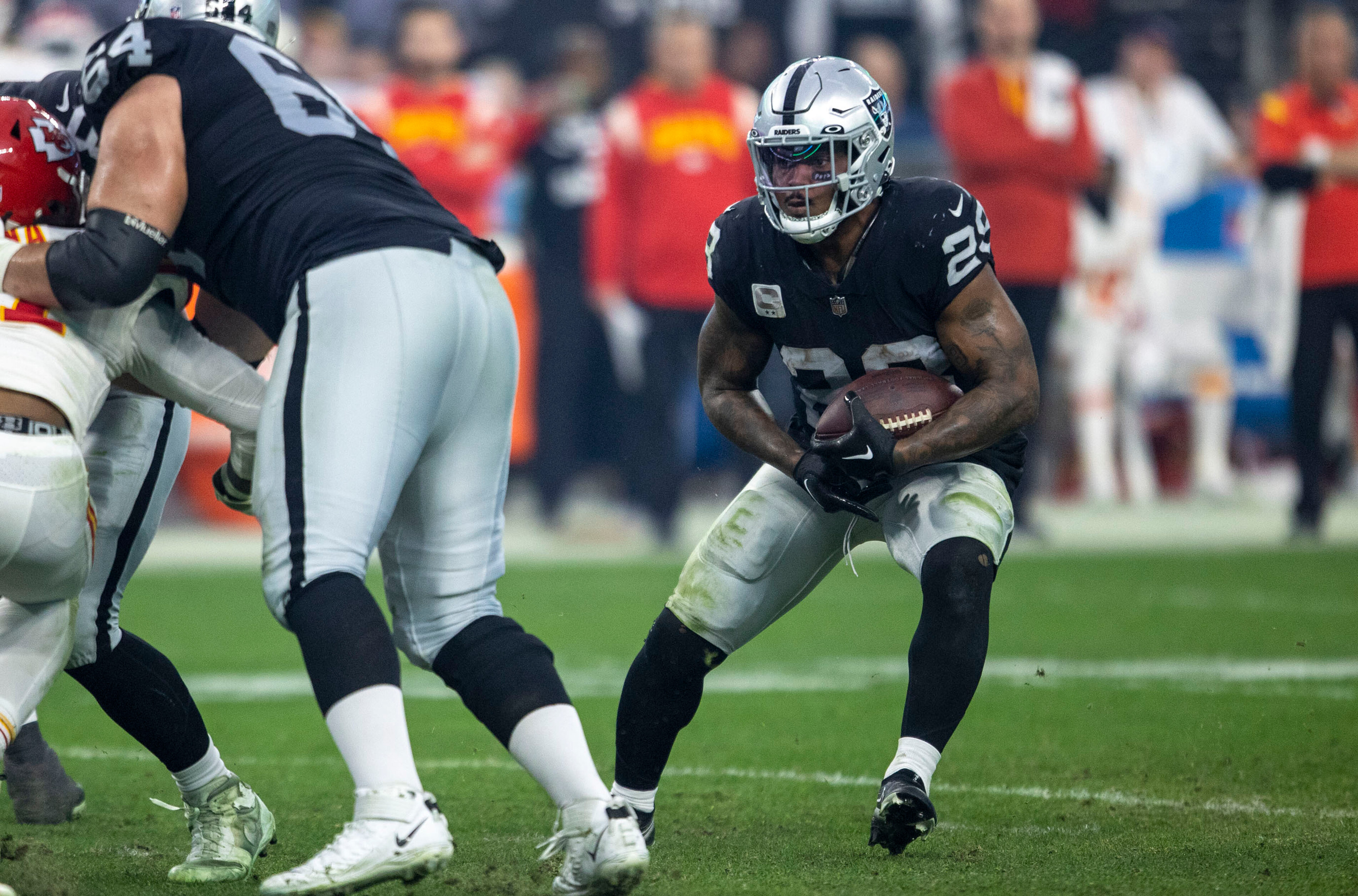 Raiders could seek offensive line help in NFL free agency, Raiders News