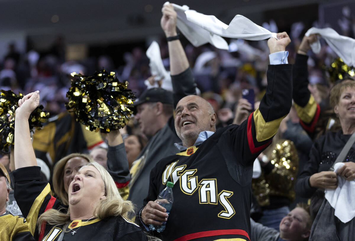 Stone scores twice to lift Golden Knights past Jets 5-2 - The San Diego  Union-Tribune